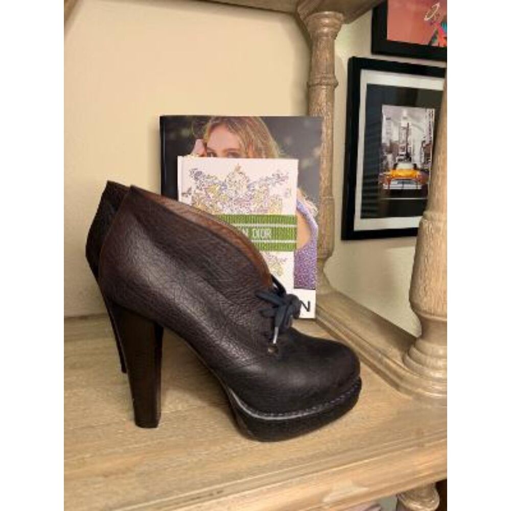 Bottega Veneta Dark Brown Leather Platform Lace-Up Ankle Booties- Made in Italy